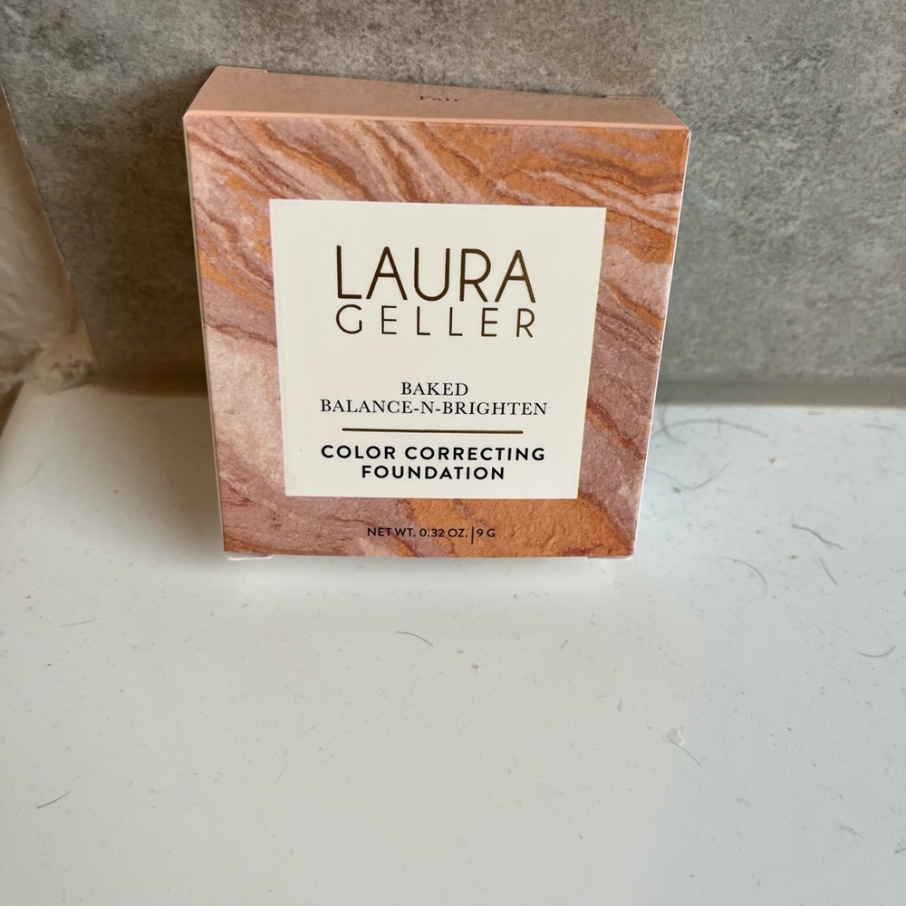 *NEW* color correcting foundation FAIR baked balance n brighten Laura Gellar